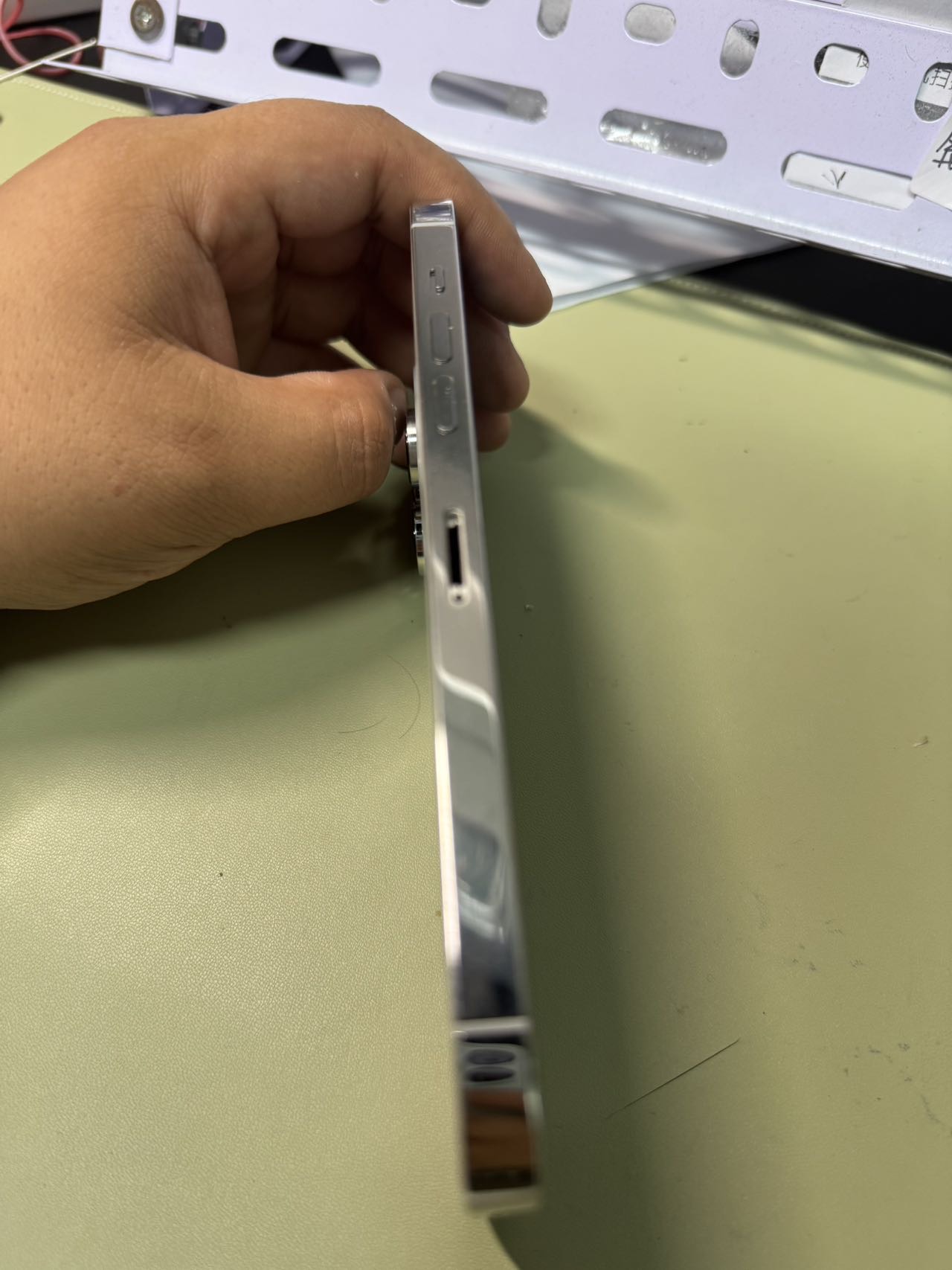 d0edab01-223d-4c8f-b4ae-89b94c1e0477_352051375625768_qa_2.jpg