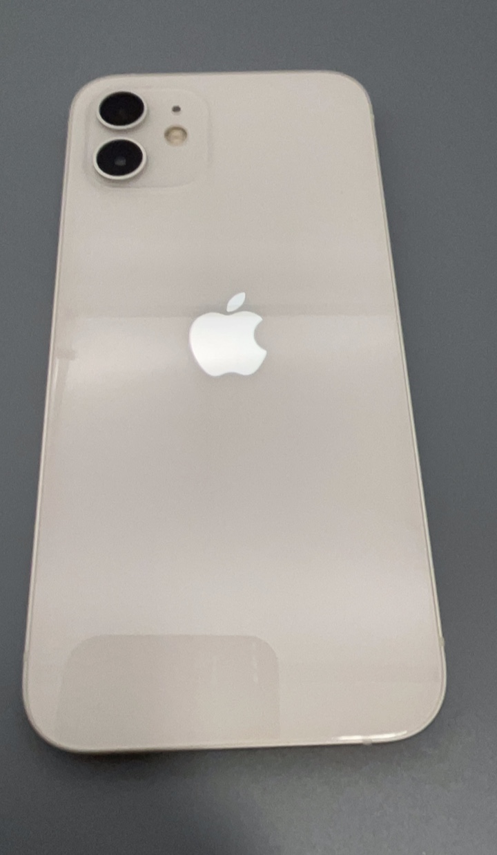 iPhone 12